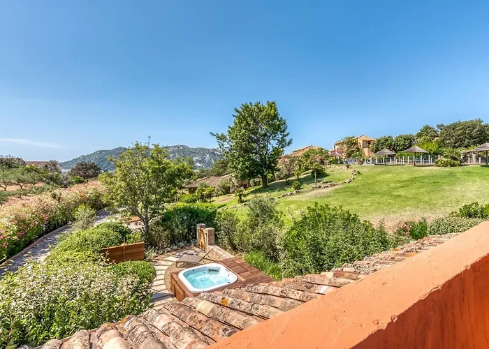 Domaine Santa Giulia Palace