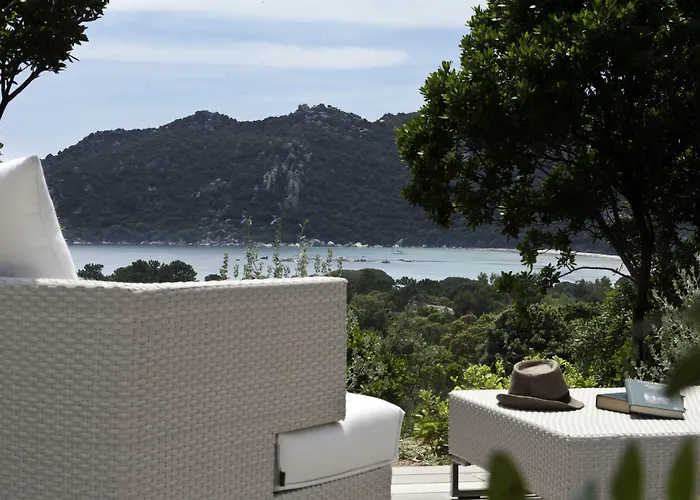 Domaine Santa Giulia Palace Holiday park 4*