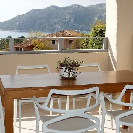 Domaine Santa Giulia Palace ホリデーパーク ポルトヴェッキオ
