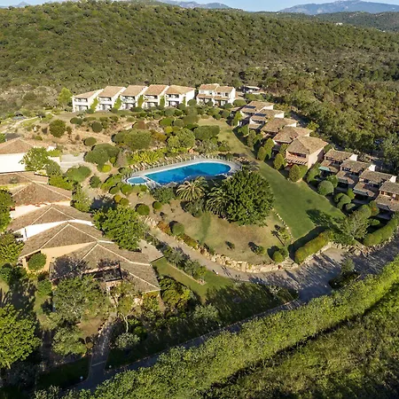 Domaine Santa Giulia Palace 4*