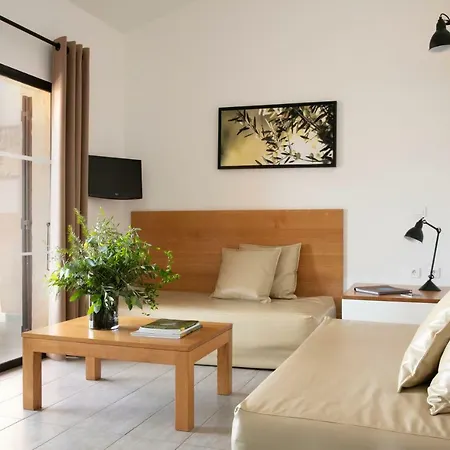 Domaine Santa Giulia Palace База отдыха 4*
