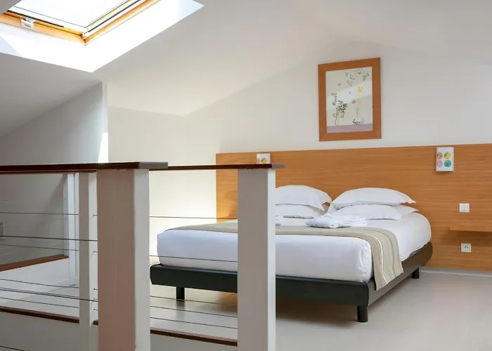 Domaine Santa Giulia Palace 维琪奥港