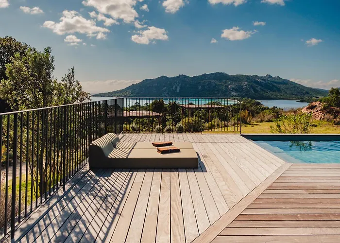 Domaine Santa Giulia Palace