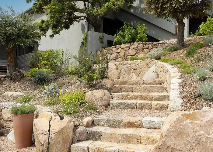 假日公园 Domaine Santa Giulia Palace