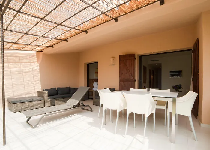 Domaine Santa Giulia Palace 4* 维琪奥港